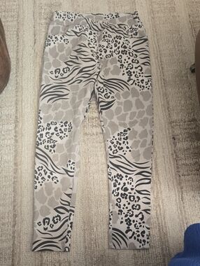 Women’s Beige and Black Animal-Print Skinny Jeans